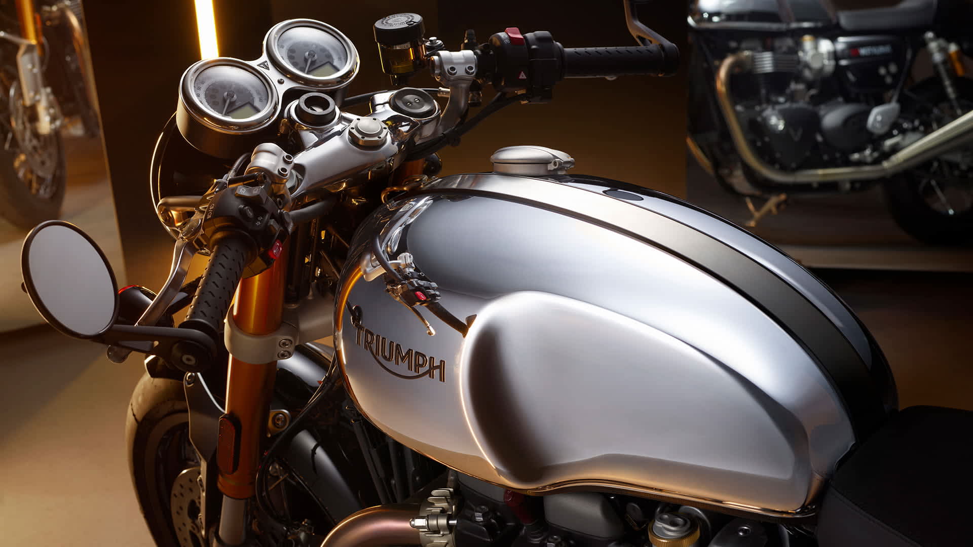 Thruxton r seat height shop
